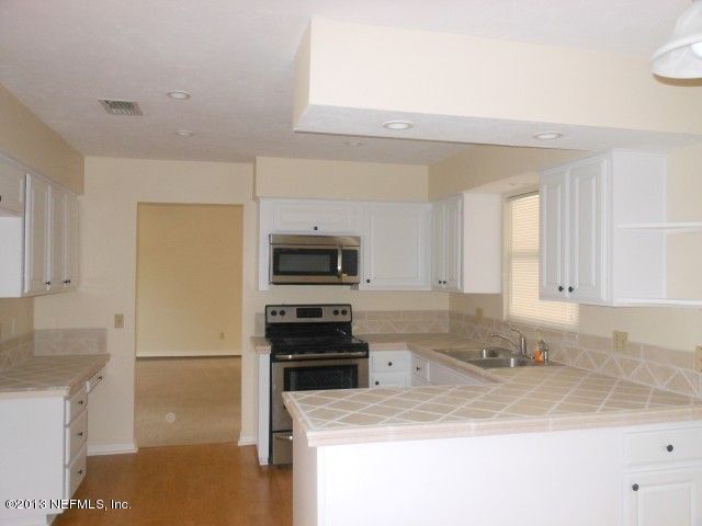 2603 Bottomridge Dr, Orange Park, FL 32065