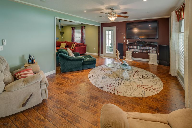 2611 Bluewave Dr, Middleburg, FL 32068