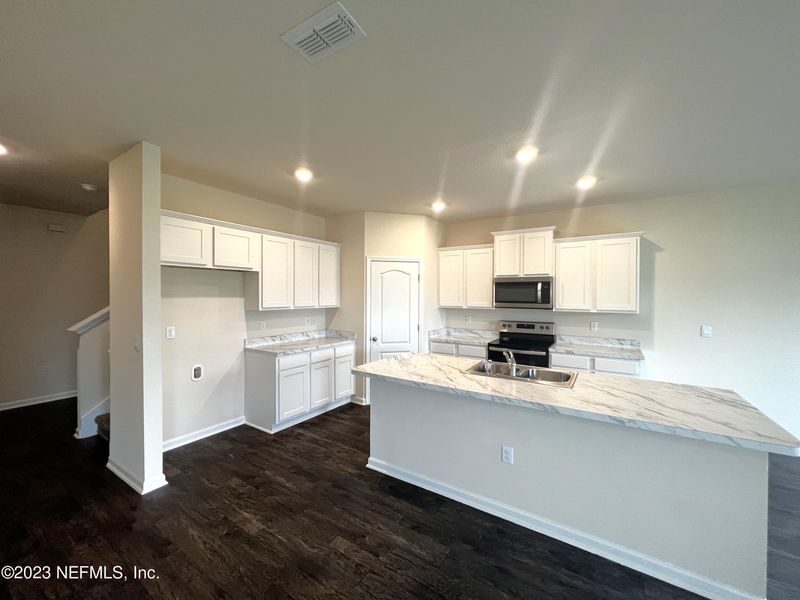 2615 Oak Stream Dr, Green Cove Springs, FL 32043