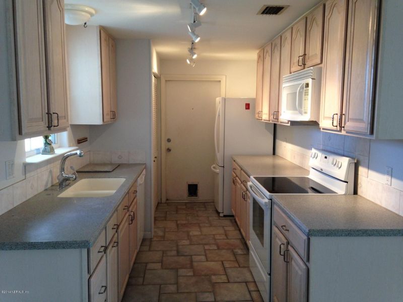 262 Rosario St, St Augustine Shores, FL 32086