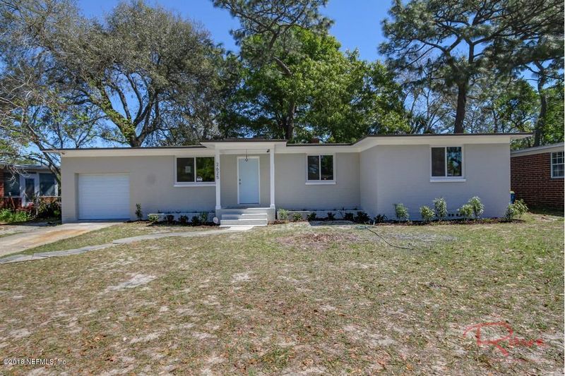 2625 Oak Summit Dr, Jacksonville, FL 32211