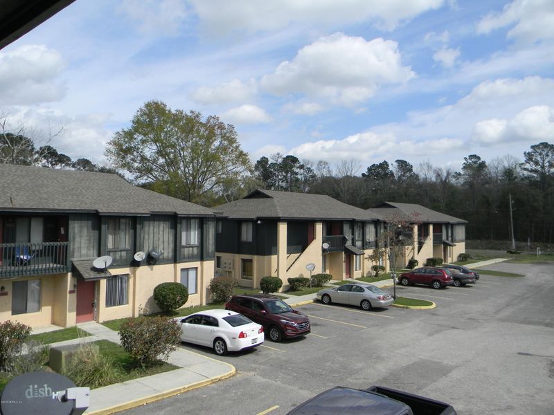 2630 Jammes Rd, Jacksonville, FL 32210