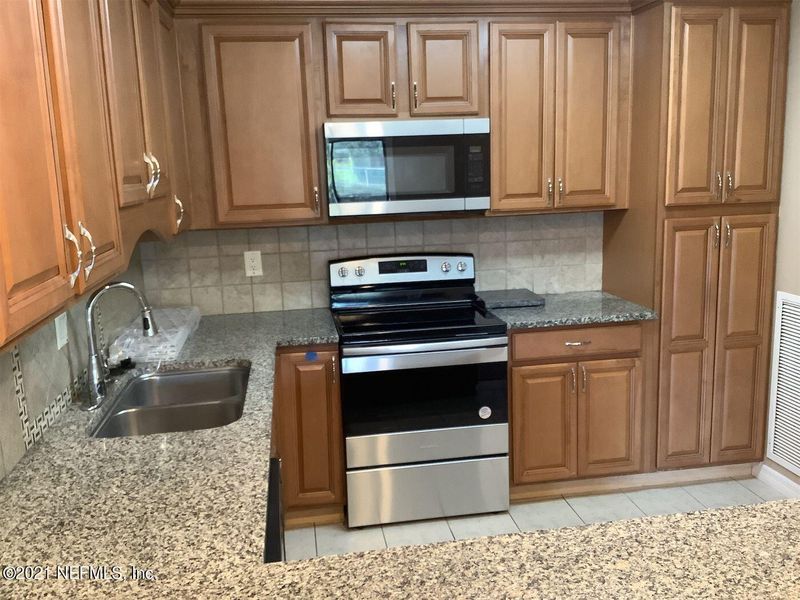 2642 Forest Ridge Dr #E-2, Fernandina Beach, FL 32034