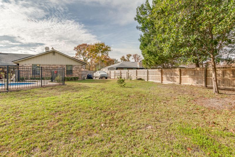 2643 Sandlewood Cir, Orange Park, FL 32065