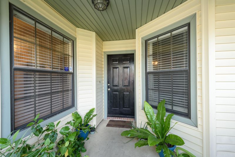 2643 Supreme Ct, Jacksonville, FL 32246