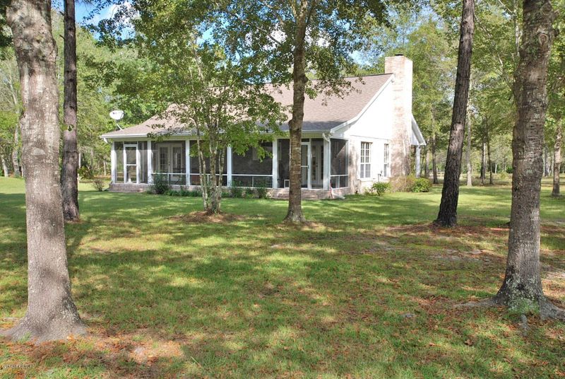 26458 Snake Rd, Hilliard, FL 32046