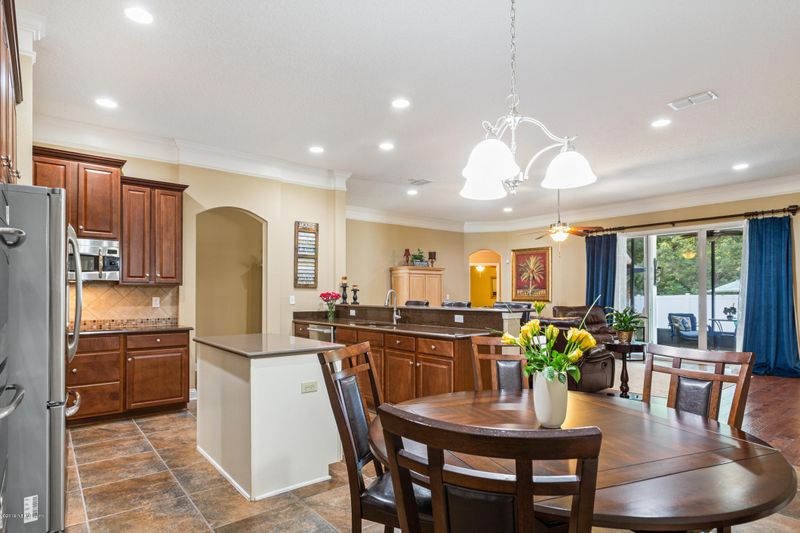 2646 Cody Dr, Jacksonville, FL 32223