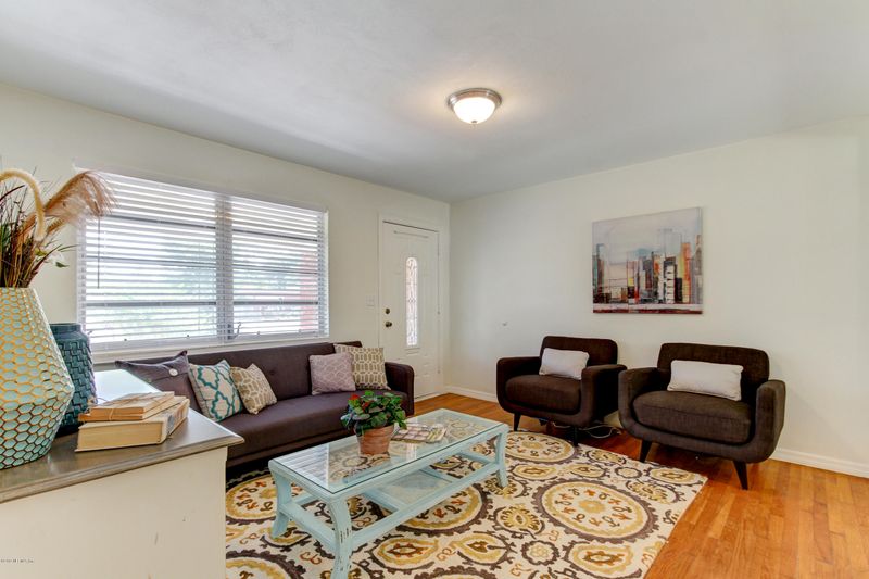 2646 Lorna Rd, Jacksonville, FL 32211
