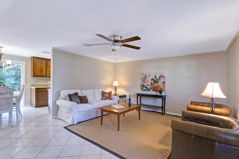 2646 Mesquite Ave, Orange Park, FL 32065
