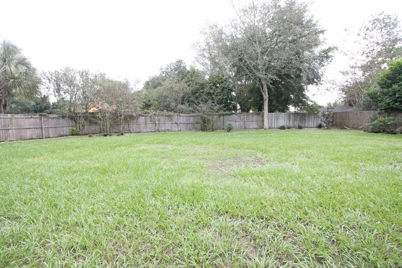 2647 Loopridge Dr, Orange Park, FL 32065
