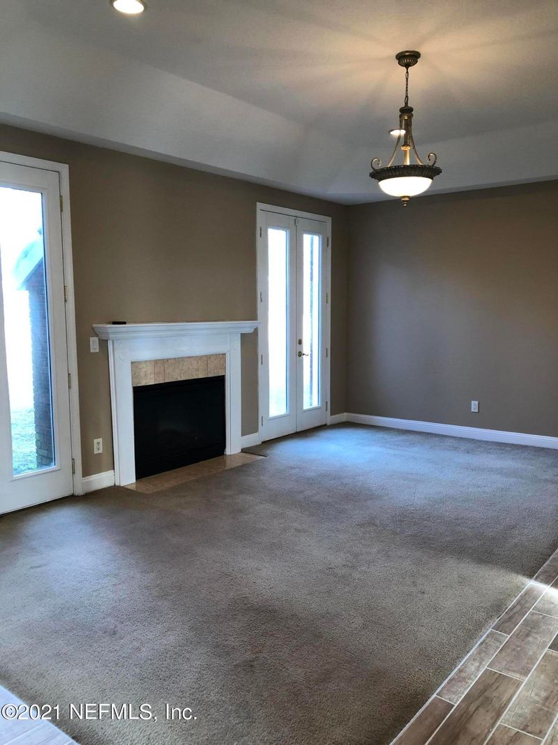 2651 Armsdale Rd, Jacksonville, FL 32218
