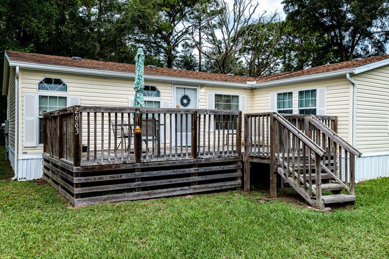 2663 Cauley Ln, Jacksonville, FL 32218