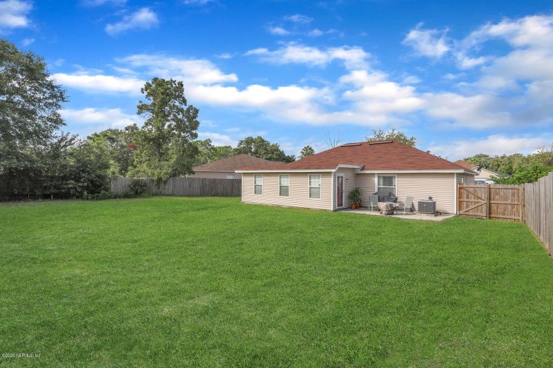 2665 Cobblestone Forest Cir E, Jacksonville, FL 32225