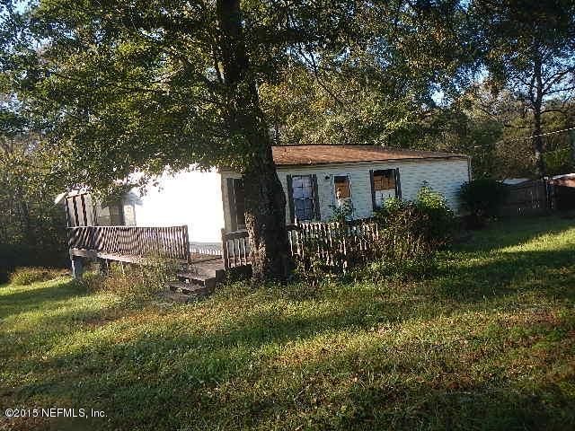 2667 Hands Dr, Green Cove Springs, FL 32043