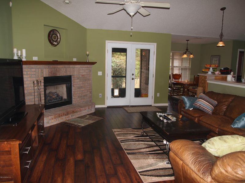 26844 Willie Hodges Rd, Hilliard, FL 32046