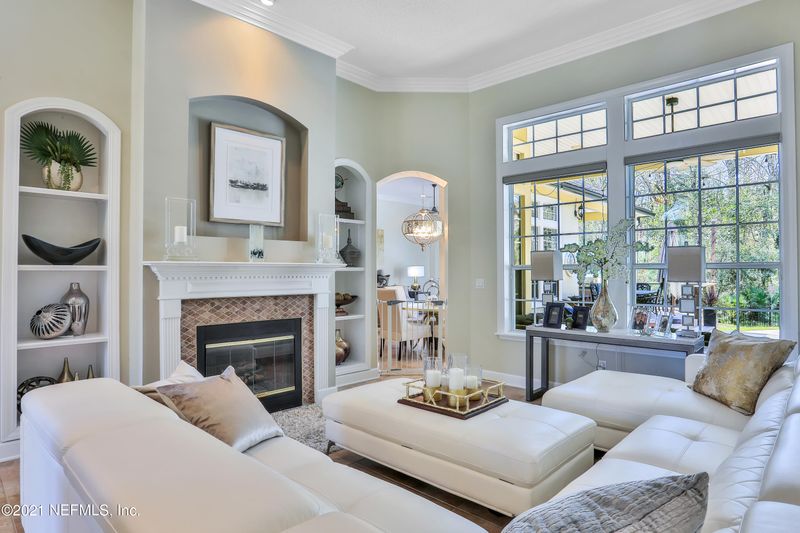 2688 Country Side Dr, Fleming Island, FL 32003