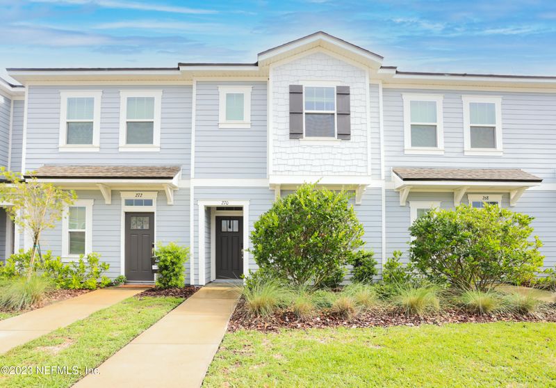 270 Annies Pl, Jacksonville, FL 32218