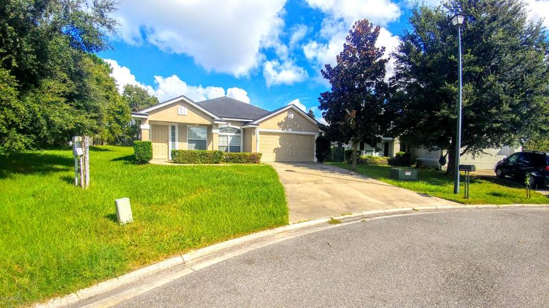 2704 Cross Creek Dr, Green Cove Springs, FL 32043