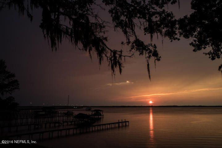 2706 Chapman Oak Dr, Jacksonville, FL 32257