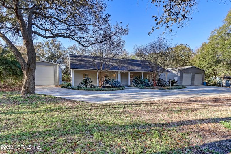 2711 Periwinkle Ave N, Middleburg, FL 32068