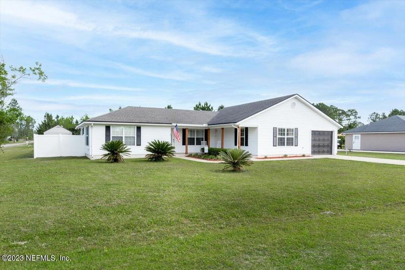 27150 W 10th Ave, Hilliard, FL 32046