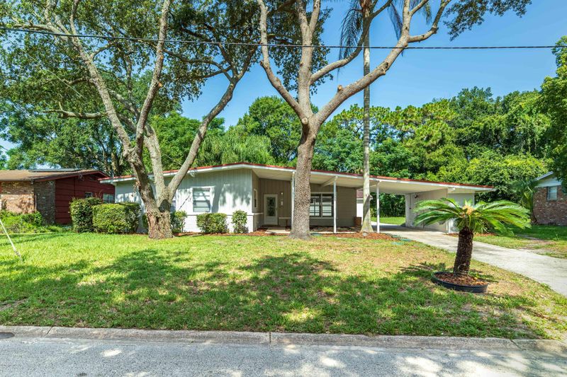 2726 Arlex Dr W, Jacksonville, FL 32211
