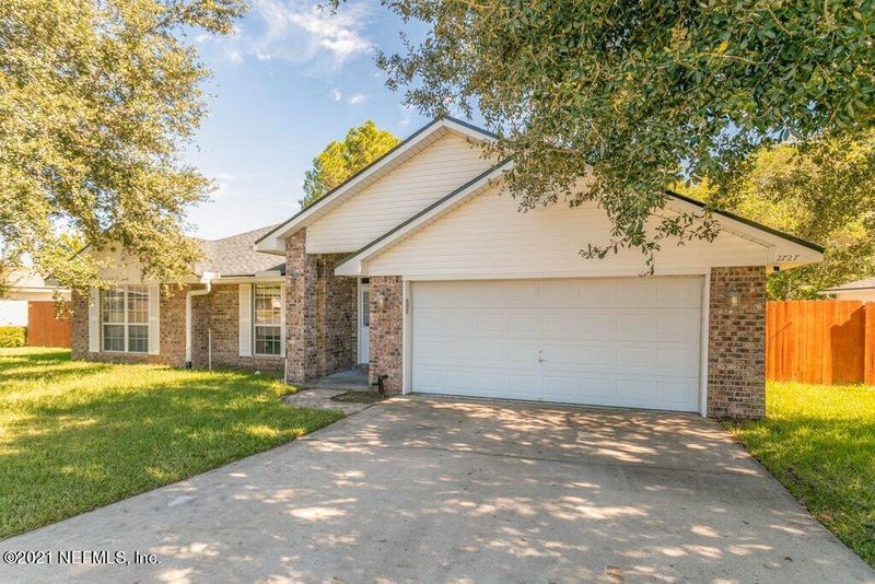 2727 Fox Creek Dr, Jacksonville, FL 32221