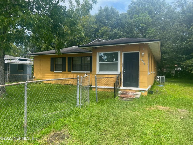 2727 W 45th St, Jacksonville, FL 32209