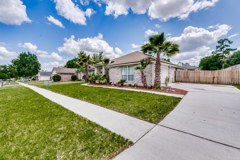 2736 Cold Creek Blvd, Jacksonville, FL 32221
