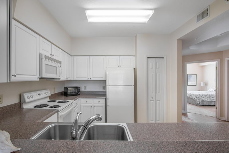 275 Atlantis Cir #204, St Augustine Beach, FL 32080