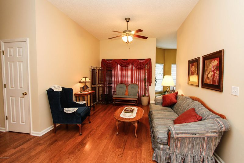 2755 Ravine Hill Dr, Middleburg, FL 32068