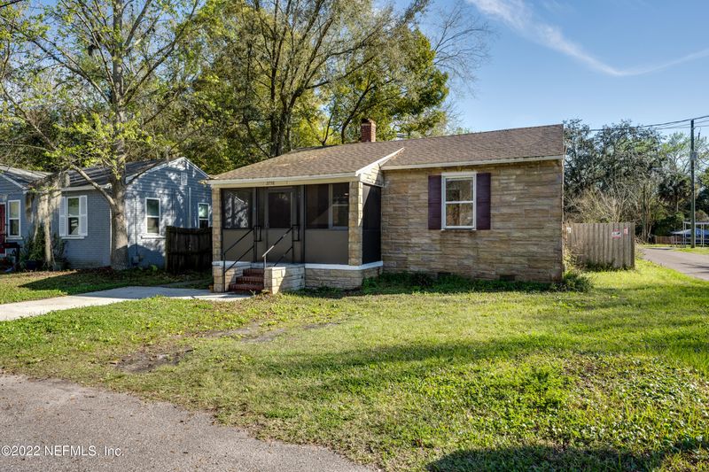 2758 Gilmore St, Jacksonville, FL 32205