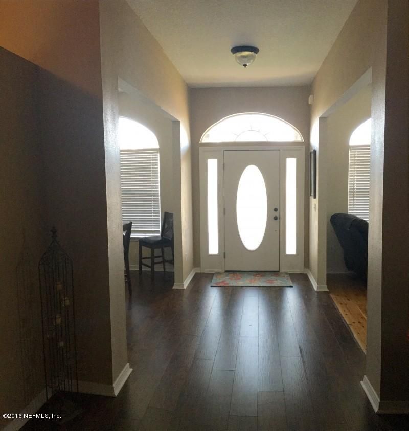 2770 Creekfront Dr, Green Cove Springs, FL 32043