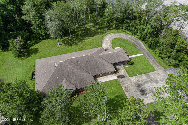 2771 Secret Harbor Dr, Orange Park, FL 32065