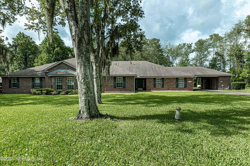 2771 Secret Harbor Dr, Orange Park, FL 32065