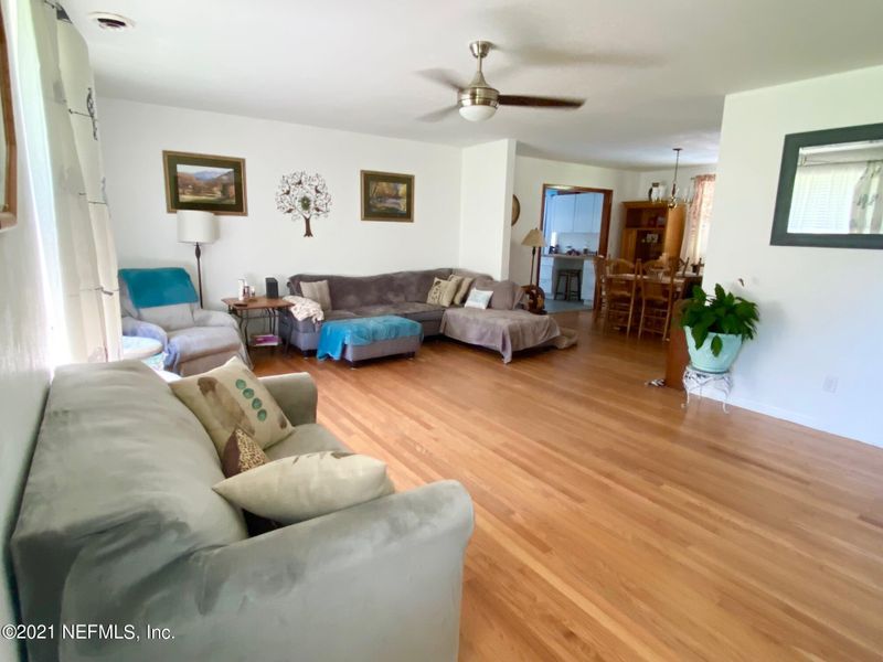 2779 Scott Cir, Jacksonville, FL 32223
