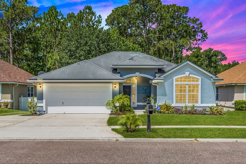 2786 Coachman Lakes Dr, Jacksonville, FL 32246