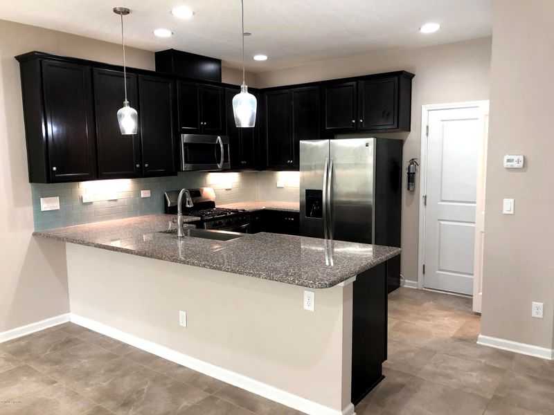 28 Pindo Palm Dr, Ponte Vedra Beach, FL 32081