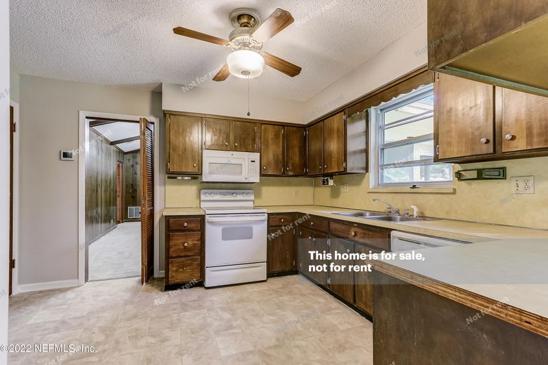 28 Widener Way, Orange Park, FL 32073