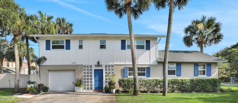 280 15th St, Atlantic Beach, FL 32233