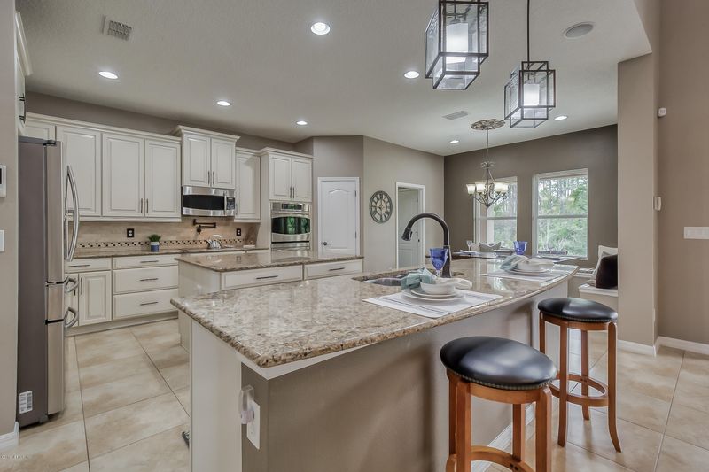 280 Esmeralda Rd, St Augustine, FL 32095