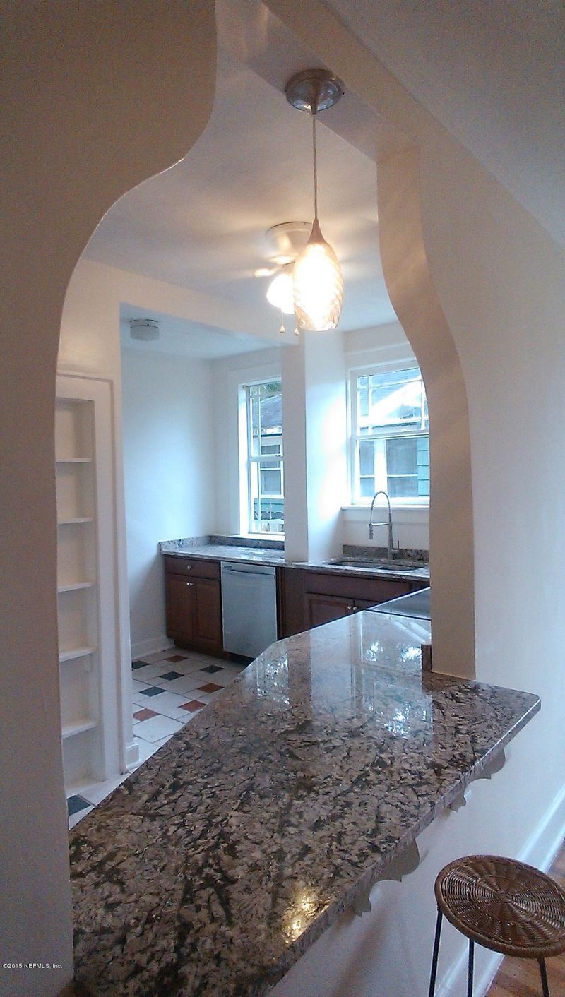 2802 College St, Jacksonville, FL 32205