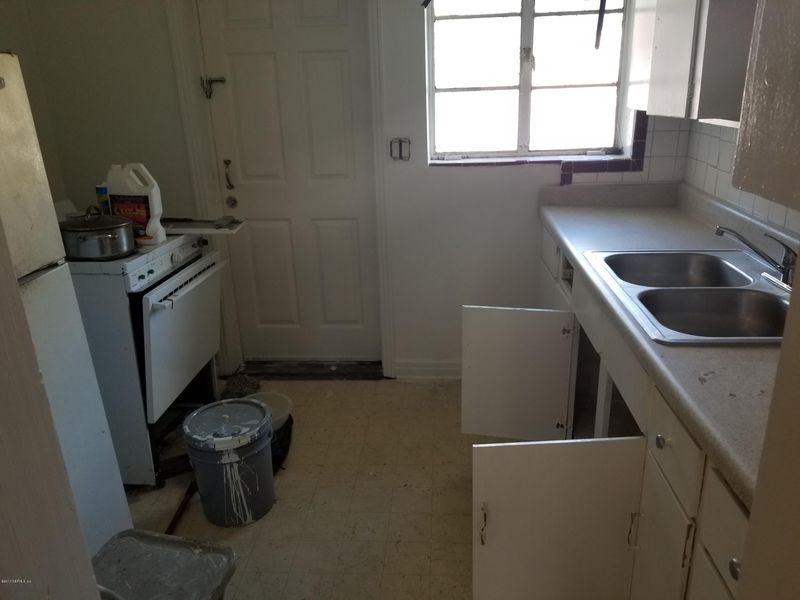 2807 W 6th St, Jacksonville, FL 32254