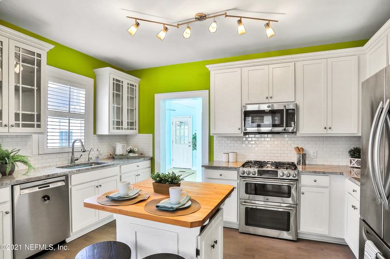 2809 Downing St, Jacksonville, FL 32205