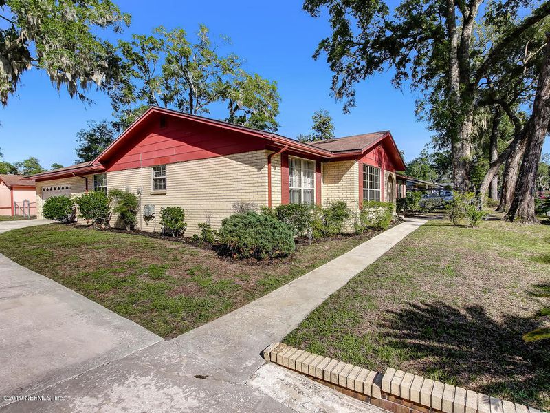 2811 Holly Bay Rd, Orange Park, FL 32073