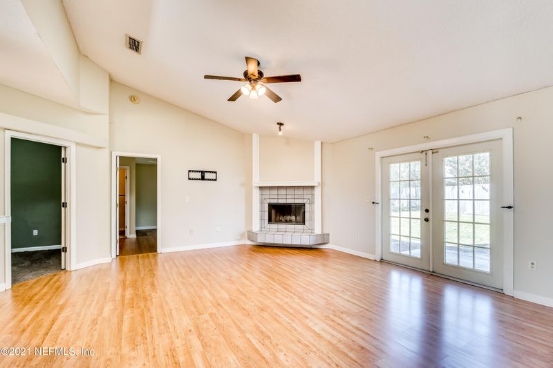 2816 Diploma Ct, Middleburg, FL 32068