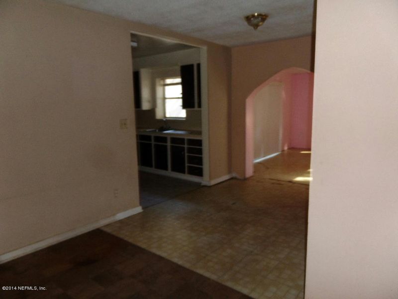 2817 Belair Rd W, Jacksonville, FL 32207