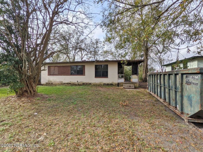 2820 Calloway Cir, Jacksonville, FL 32209