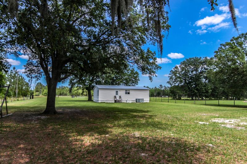 282565 Lake Hampton Rd, Hilliard, FL 32046