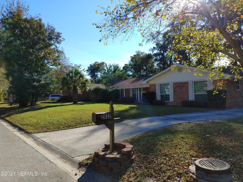 2832 Birchwood Dr, Orange Park, FL 32073